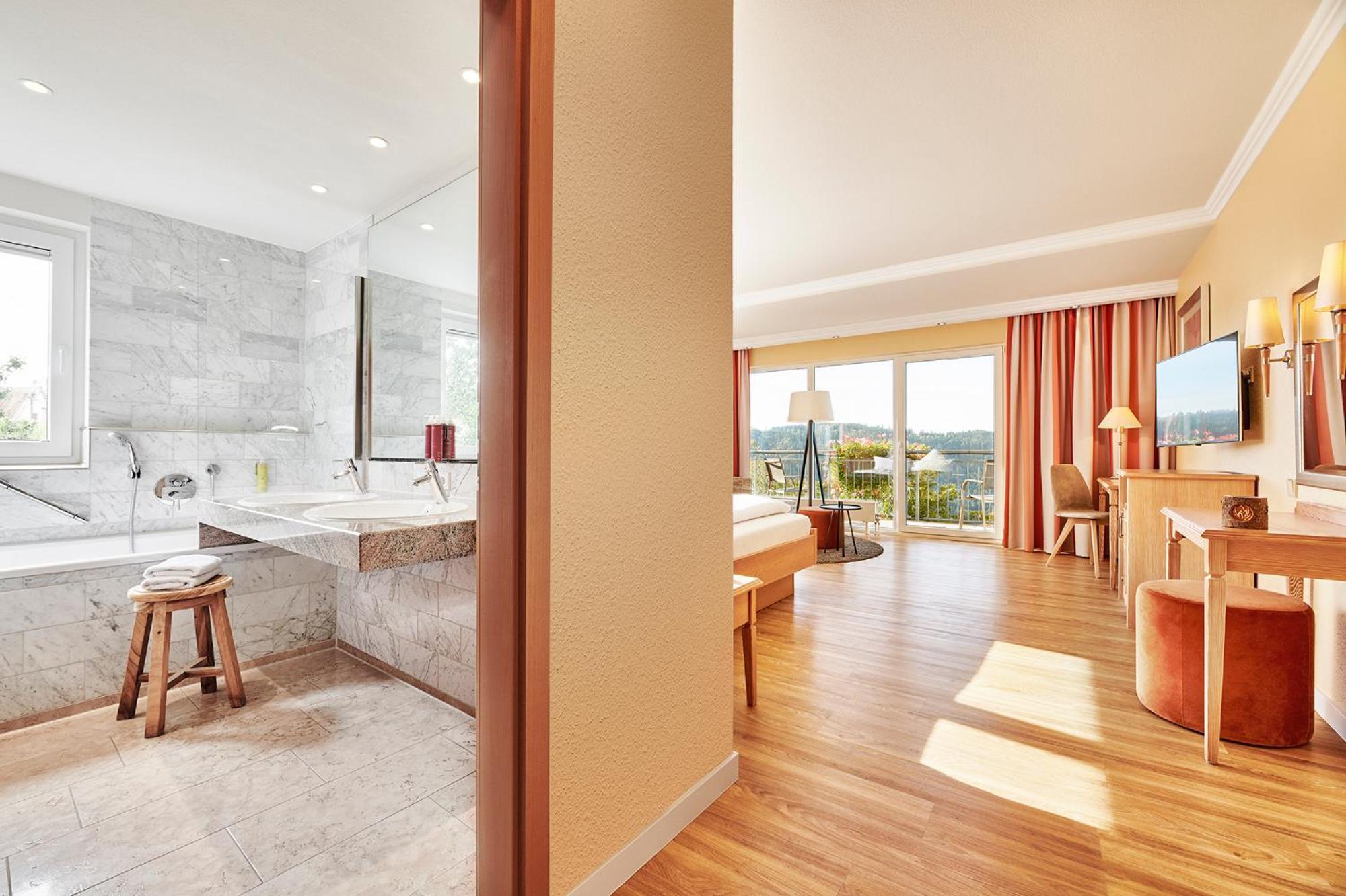 Hotel Kronelamm Im Schwarzwald 4*